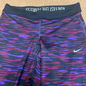 Nike Dri-fit crop leggings